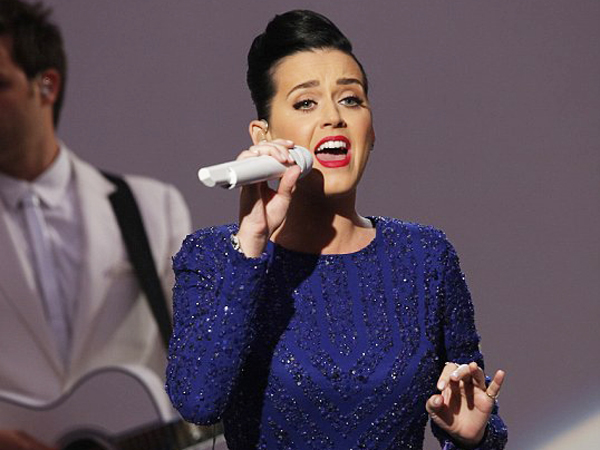 Katy Perry 'Dipaksa' Tampil oleh Presiden Obama di Gedung Putih!